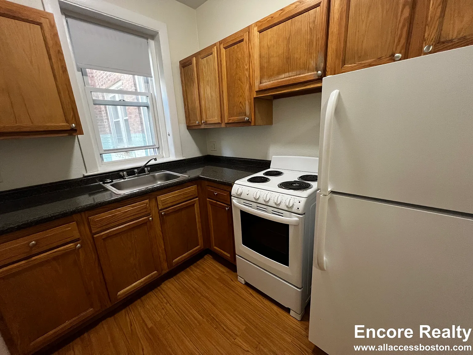 2 bed, 800 sqft, $2,950 — Photo 4