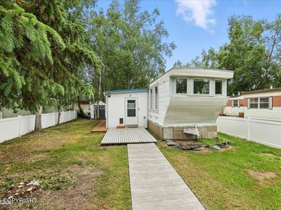 1908 Hillcrest Dr TRAILER 17, Anchorage, AK, 99517