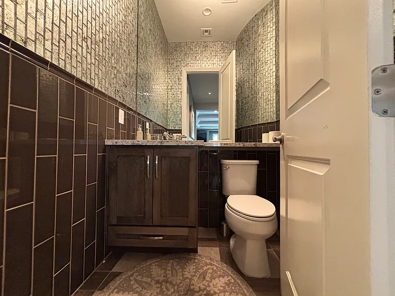 81 Navarra Canyon Ct — Photo 27