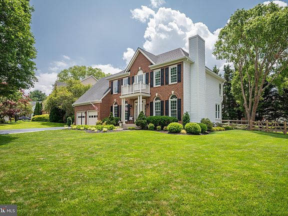 3rd image of 20408 Sawgrass Dr