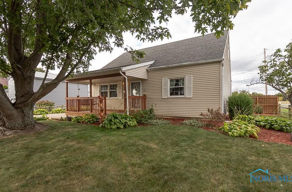 1st image of 3937 Eisenhower Dr