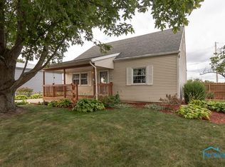 3937 Eisenhower Dr, Northwood, OH 43619