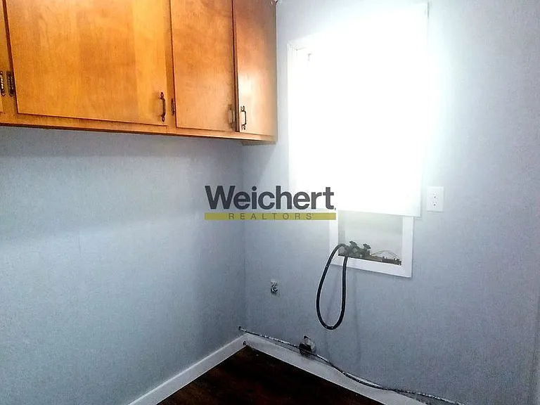 209 S 16th Ave — Photo 9