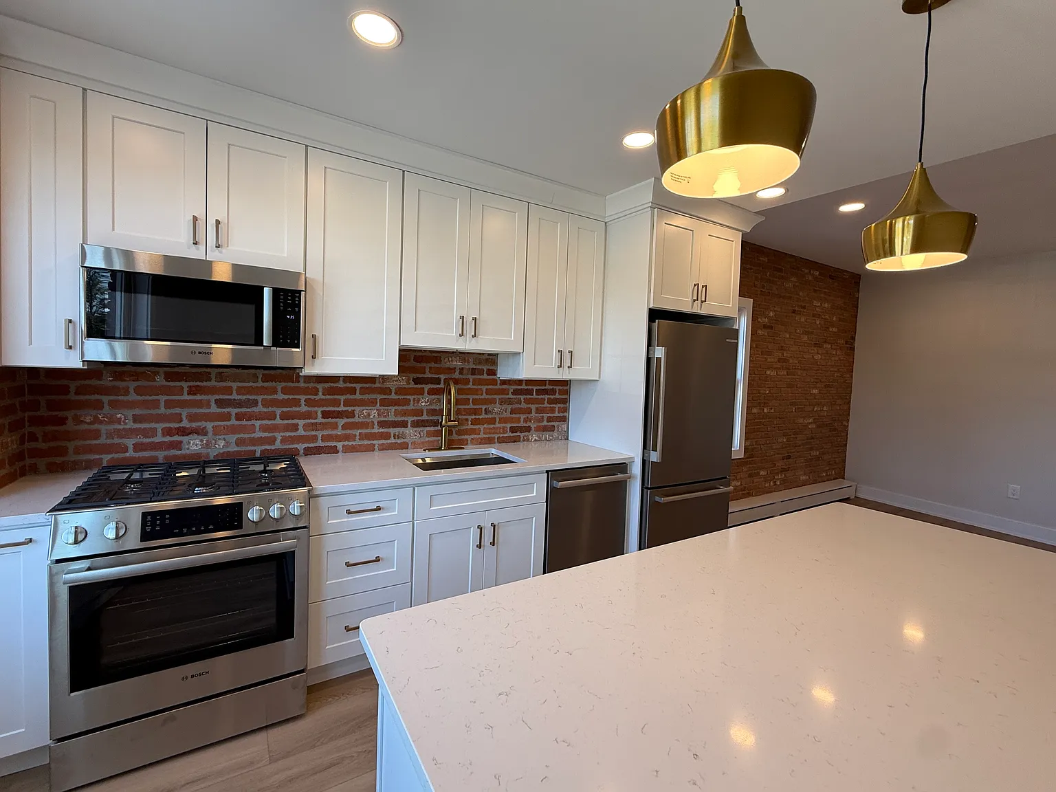 3 bed, $3,600 — Photo 4