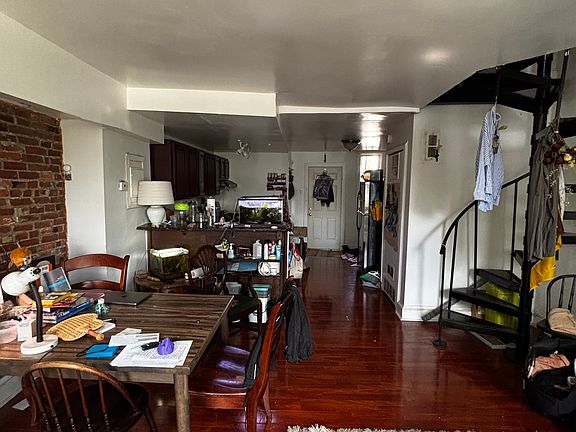 5th image of 908 N 2nd St APT 2F