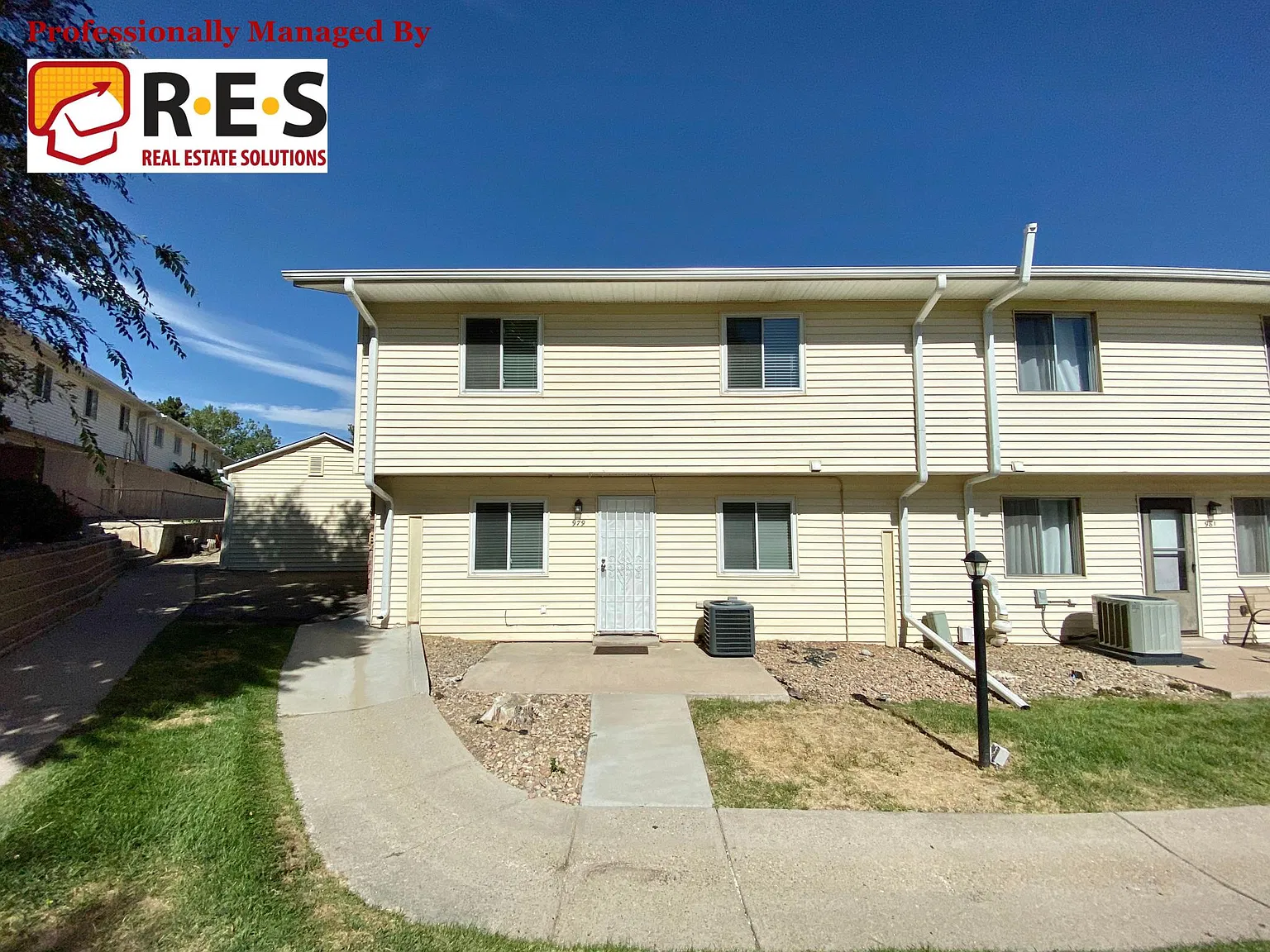 4 bed, 1691 sqft, $2,470 — Photo 1
