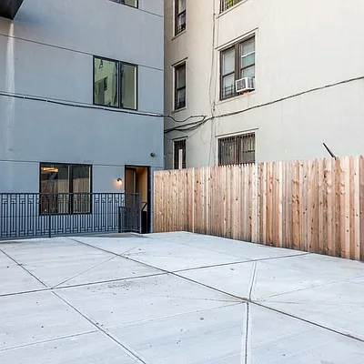 Rented by Nooklyn NYC LLC | media 46