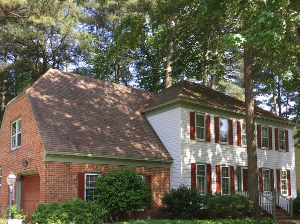 417 Wessex Dr, Chesapeake, VA 23322