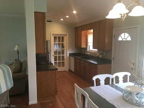 4th image of 1440 Harbor Ct