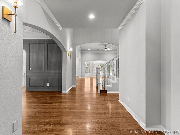 4th image of 10875 S 94th East Pl
