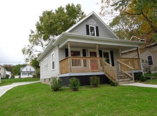 1526 28th St, Des Moines, IA 50311