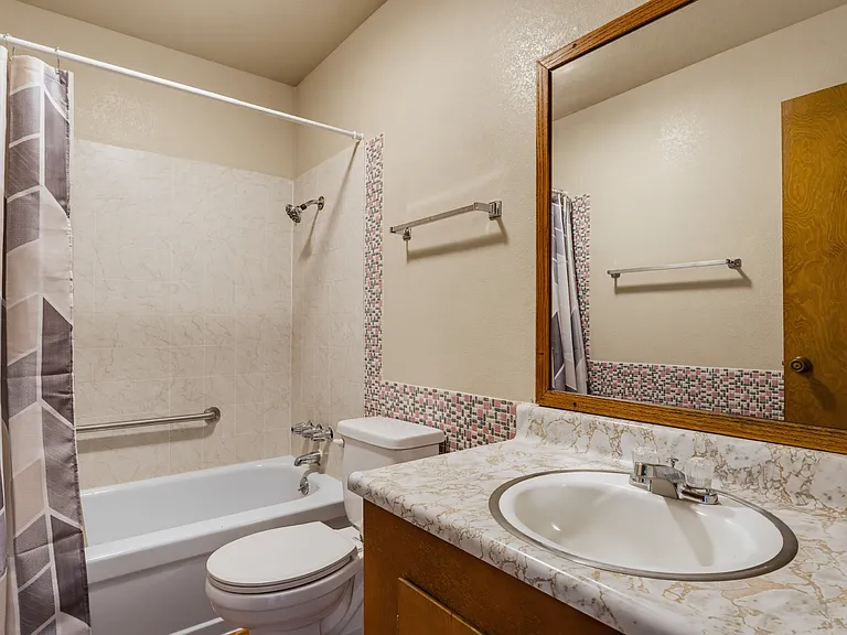 2850 S State St #3 — Photo 13