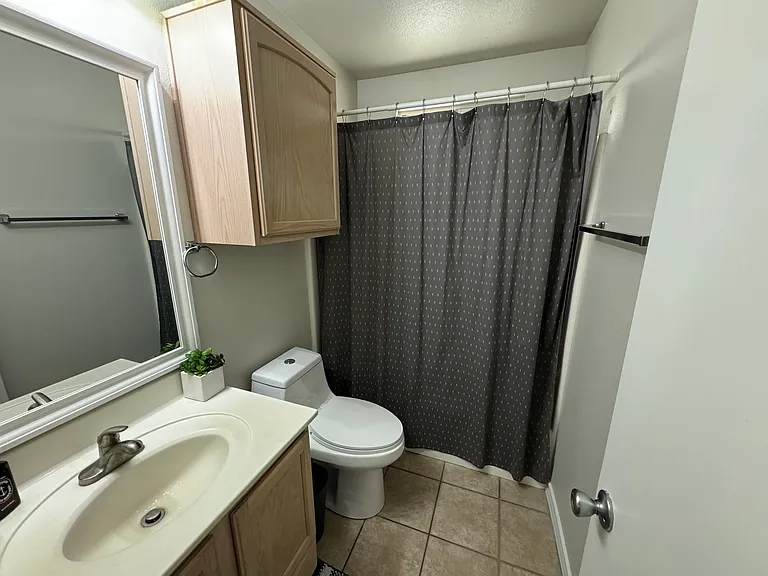 14922 Aquarius St — Photo 37