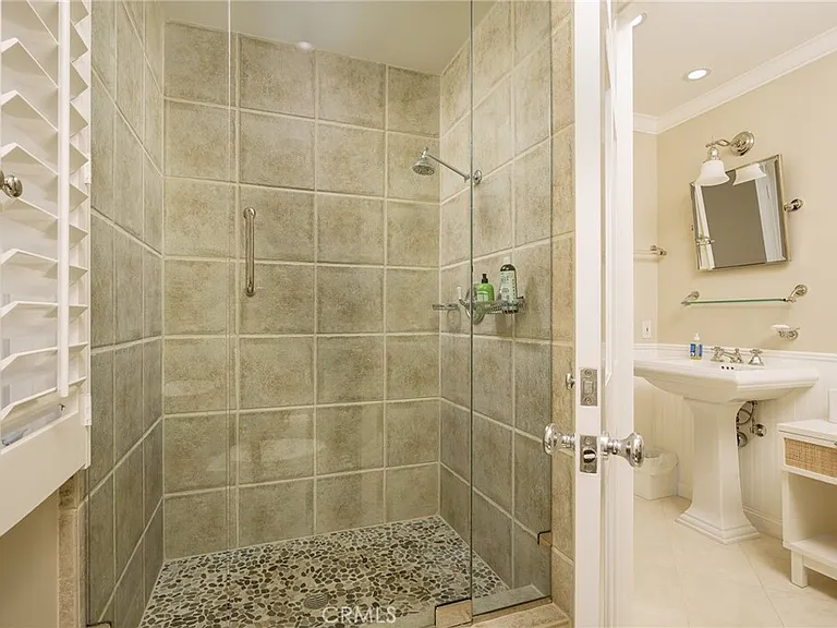 736 Harbor Island Dr — Photo 32