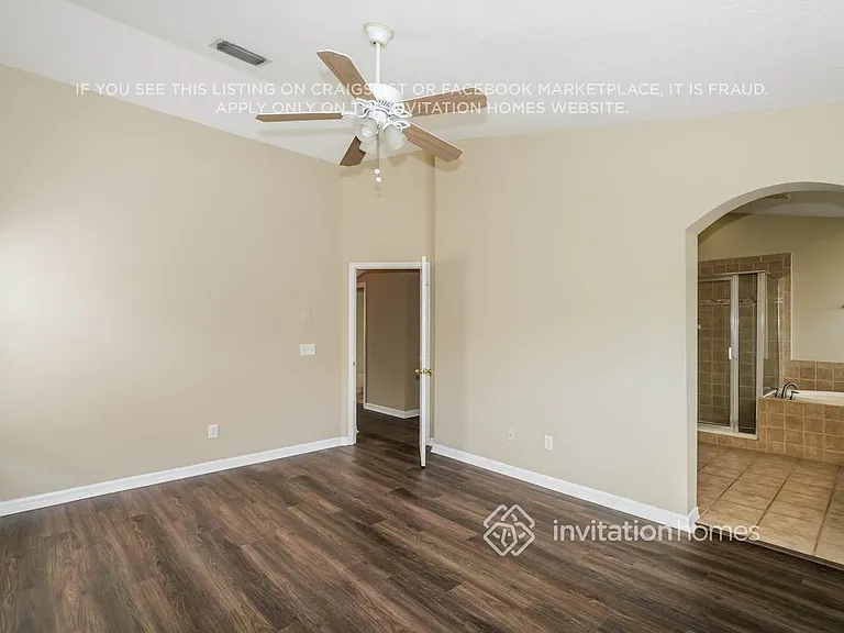 12005 Abbywood Ln — Photo 11