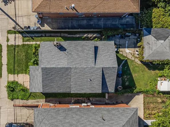 132-19 58th Avenue image 6 of 12