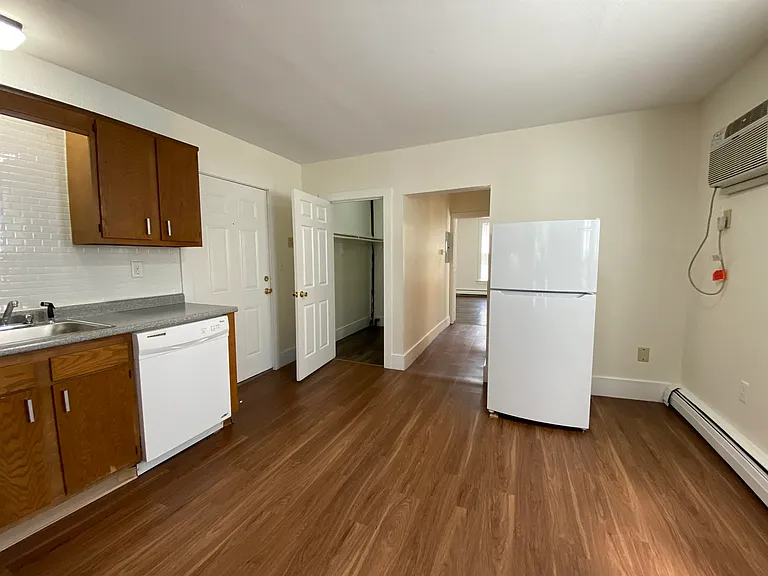 616 Union St #3 — Photo 6