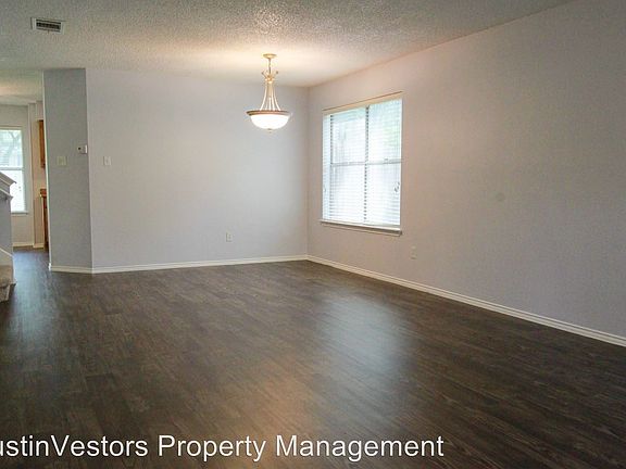4th image of 1702 Palmetto Dr