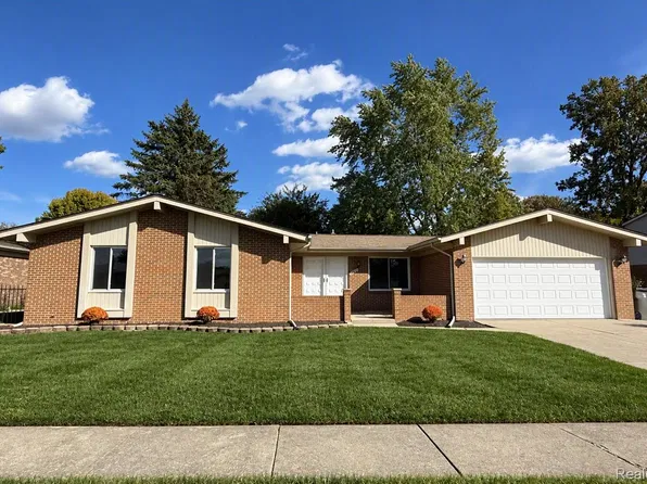 39232 Donahue Dr, Clinton Township, MI 48038