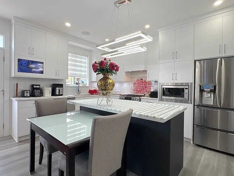 2836 E 16th Ave #201 — Photo 6