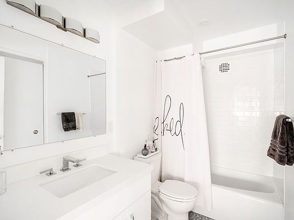 5th image of 310 W 56th St APT 5E