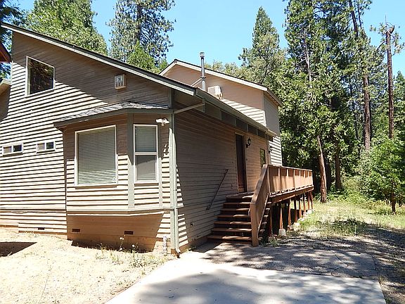 2nd image of 665 Blue Lake Springs Dr
