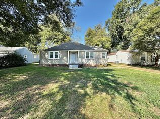 404 S 1st Ave, Cleveland, MS 38732