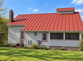 2799 County Rd, Windsor, VT 05089