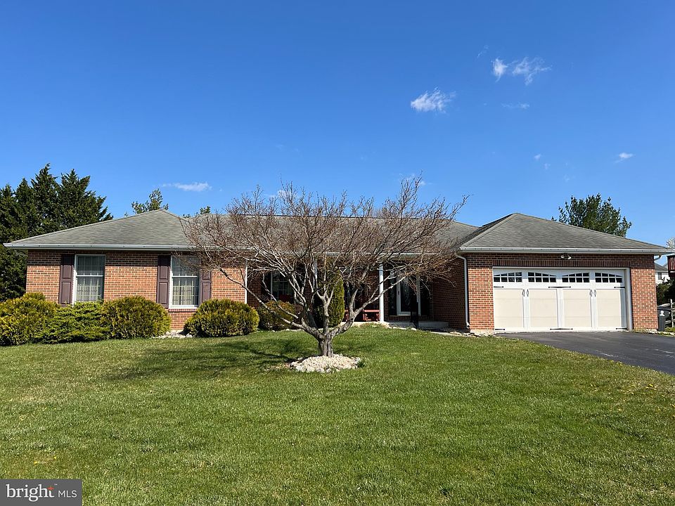 1st image of 214 Mount Vernon Dr