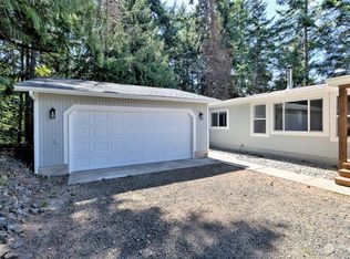 9818 Windward Dr NW, Olympia, WA