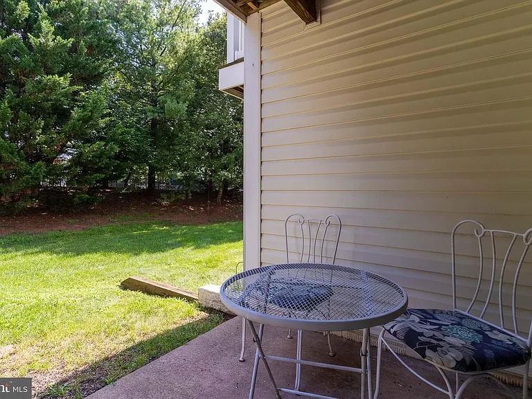 21773 Baldwin Sq — Photo 28