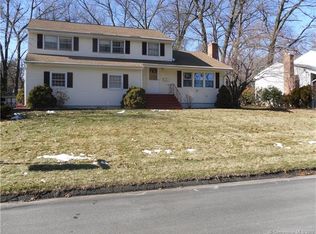 7 Diana Ln, Windsor, CT 06095