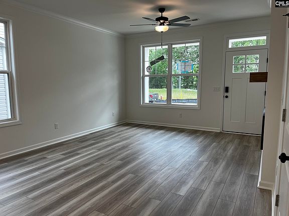 5th image of 904 Fire Island Cir