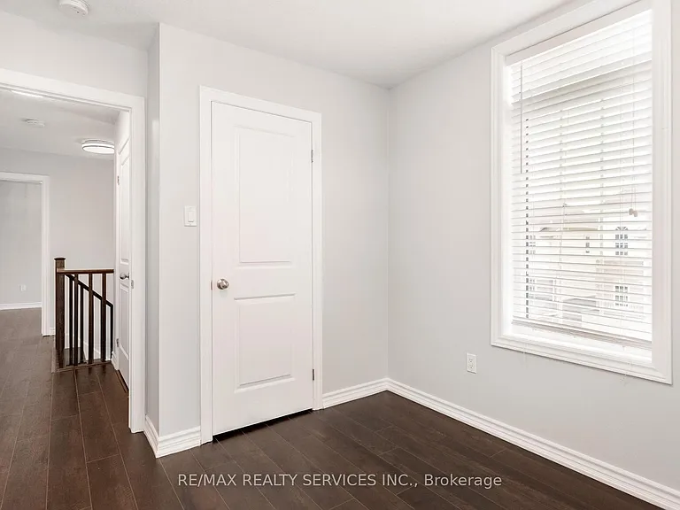 21 Dorchester Ter — Photo 39
