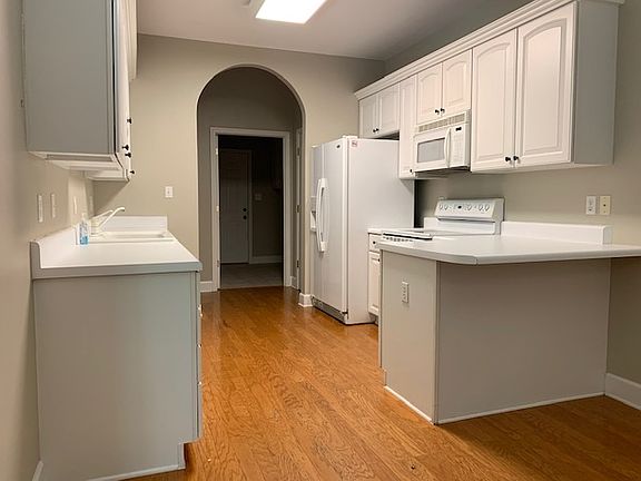 5th image of 7892 Riverwood Dr