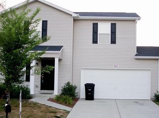 642 Fair Bluff Dr, Wentzville, MO 63385