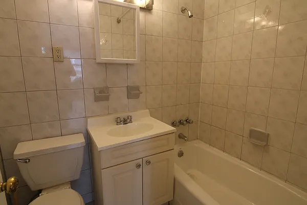 Rented by Guidance Realty Corp. | media 20