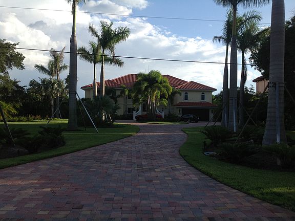 Neighbor-million $ home