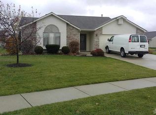 839 Larkwillow Ct, Huntertown, IN 46748