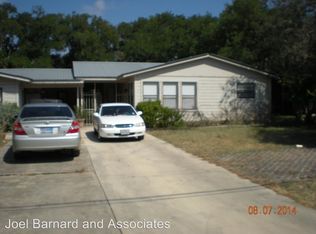 1011-B W Bluebonnet Dr, San Marcos, TX 78666