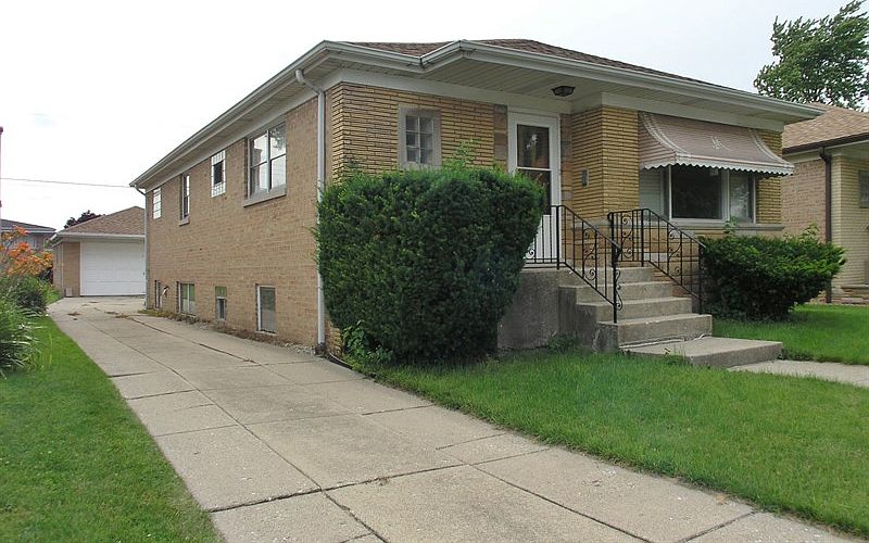 1st image of 4850 N Newcastle Ave