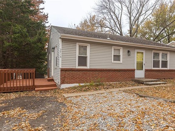 2nd image of 3916 N Spruce Ave