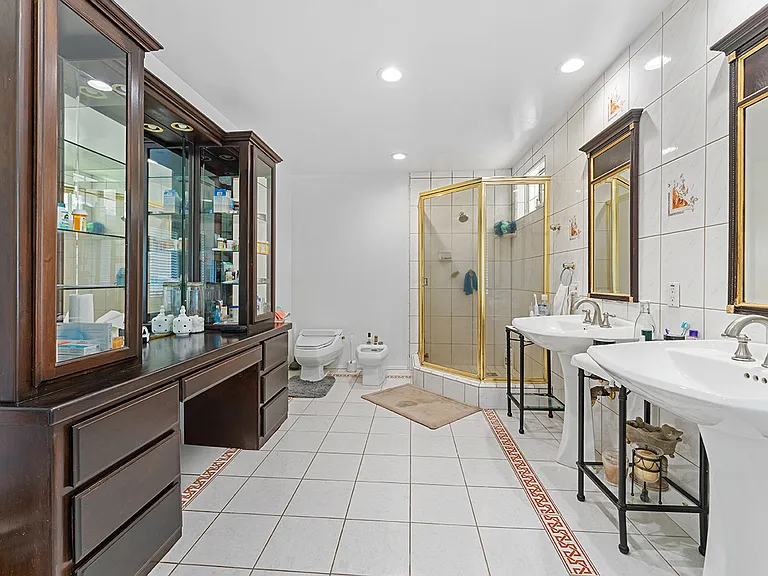 Master Bath