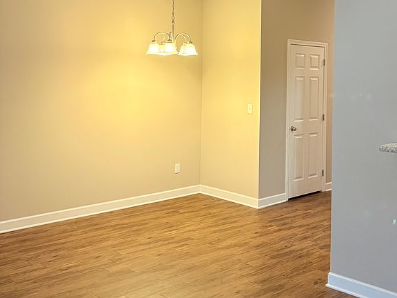 2nd image of 306 Moss Creek Ave