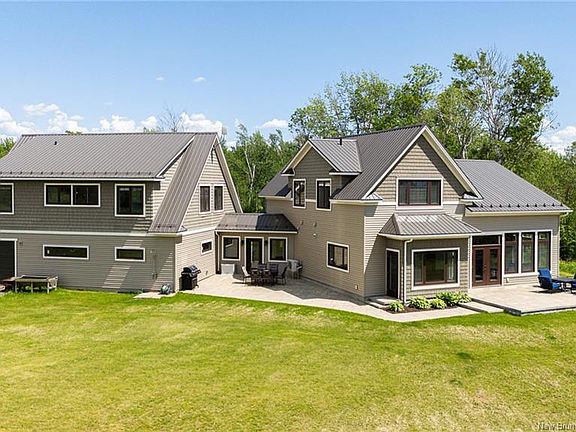 4th image of 192 Chapman Rd