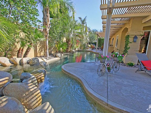3rd image of 793 Mesa Grande Dr