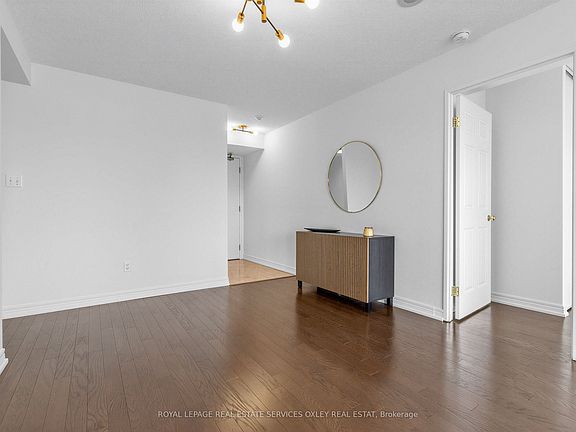 5th image of 35 Merton St #1705