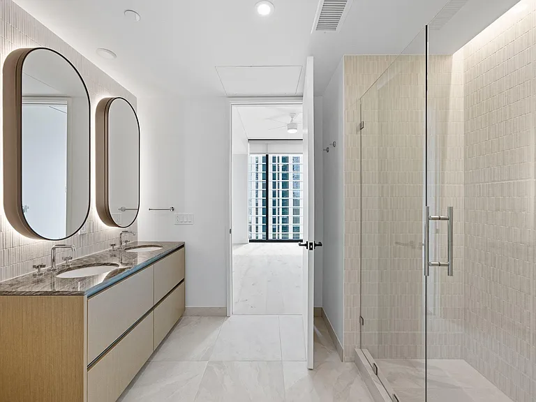 610 Davis St #3303 — Photo 9