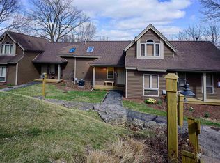 119 Walnut Hill Dr, Galena, IL 61036
