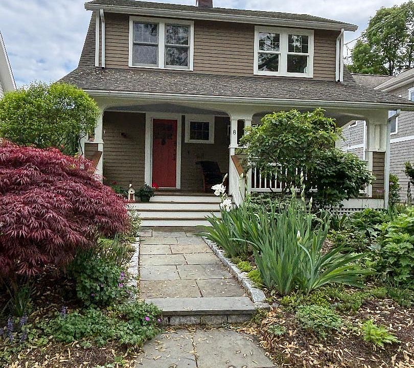 1st image of 8 Roland Avenue